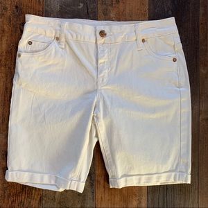 Youth Girl’s Juicy Couture White Shorts